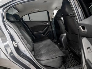 Седан Mazda Axela 2015 года, 1325000 рублей, Красноярск