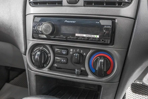 Седан Nissan Sunny 2002 года, 269000 рублей, Барнаул