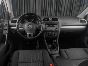 Хетчбэк Volkswagen Golf 2012 года, 870000 рублей, Тюмень