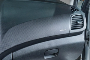 Седан Hyundai Solaris 2013 года, 799000 рублей, Тюмень