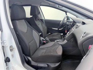 Хетчбэк Peugeot 308 2011 года, 730000 рублей, Орёл