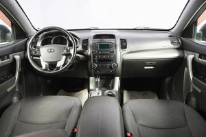 Внедорожник Kia Sorento 2011 года, 1549000 рублей, Новосибирск