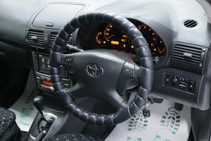Универсал Toyota Avensis 2008 года, 988000 рублей, Солонцы