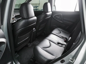 Внедорожник Toyota RAV4 2010 года, 1415000 рублей, Воронеж