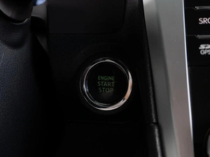 Седан Toyota Camry 2012 года, 1670000 рублей, Тюмень