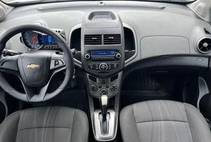 Седан Chevrolet Aveo 2014 года, 660000 рублей, Солонцы