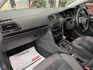 Хетчбэк Volkswagen Golf 2013 года, 1147000 рублей, Солонцы