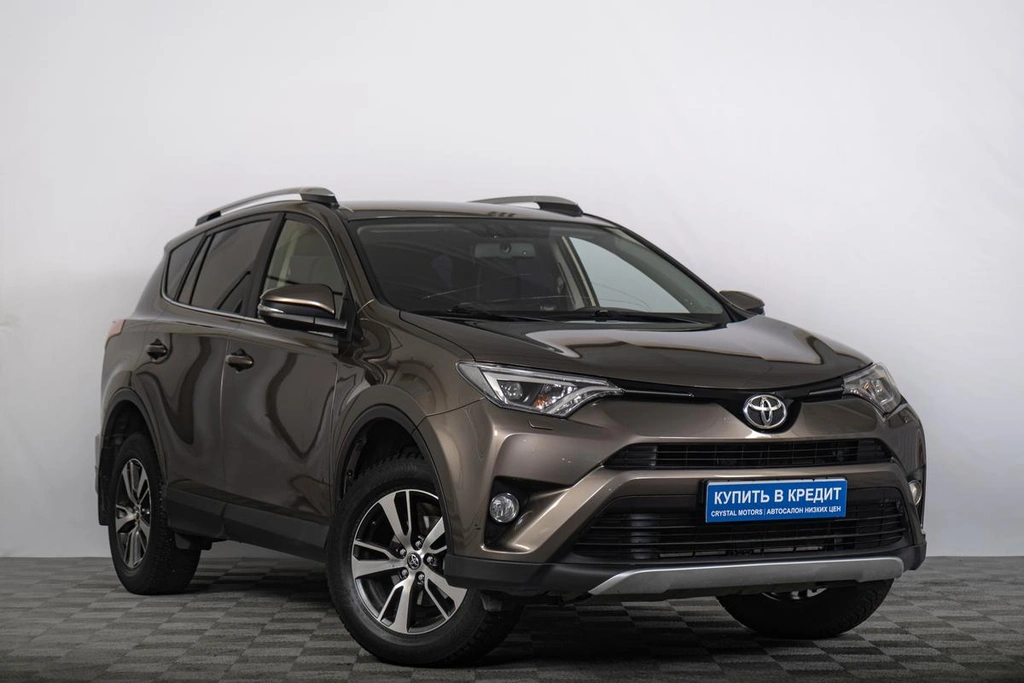 Внедорожник Toyota RAV4 2015 года, 2299000 рублей, Томск