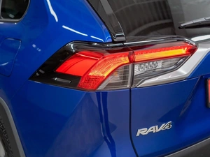 Внедорожник Toyota RAV4 2022 года, 3700000 рублей, Красноярск