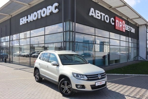 Внедорожник Volkswagen Tiguan 2012 года, 1580000 рублей, Мирное