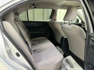 Седан Toyota Corolla Axio 2017 года, 980000 рублей, Ачинск