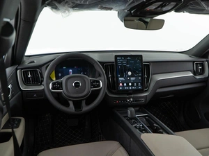 Внедорожник Volvo XC60 2025 года, 6198999 рублей, Москва