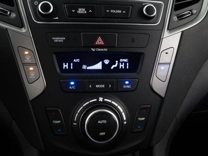 Внедорожник Hyundai Santa Fe 2017 года, 2374444 рублей, Москва