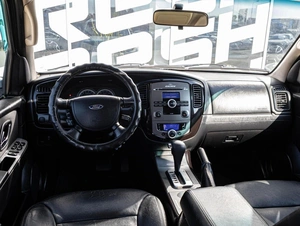 Внедорожник Ford Escape 2008 года, 755000 рублей, Краснодар