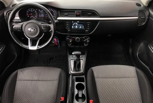 Хетчбэк Kia Rio X-Line 2018 года, 1340000 рублей, Солонцы