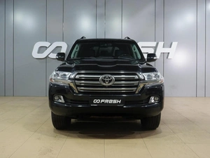 Внедорожник Toyota Land Cruiser 2019 года, 7899000 рублей, Воронеж