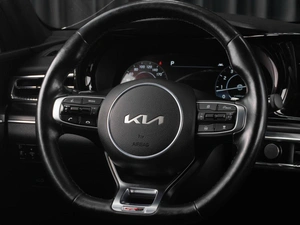 Седан Kia K5 2022 года, 2689000 рублей, Тюмень