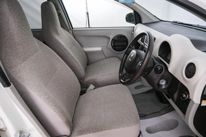 Хетчбэк Toyota Passo 2013 года, 689000 рублей, Красноярск