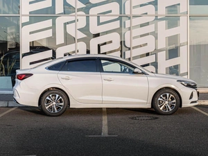 Седан Changan Eado Plus 2023 года, 1450000 рублей, Краснодар