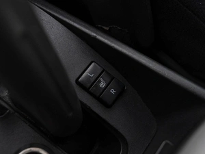 Хетчбэк Toyota Auris 2008 года, 660000 рублей, Волгоград