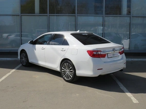 Седан Toyota Camry 2014 года, 1545000 рублей, Брянск