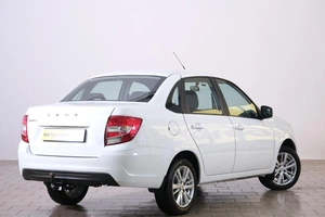 Седан ВАЗ (LADA) Granta 2024 года, 979000 рублей, Омск