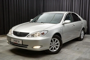 Седан Toyota Camry 2004 года, 777000 рублей, Красноярск
