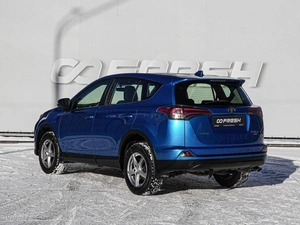 Внедорожник Toyota RAV4 2016 года, 2279000 рублей, Волгоград