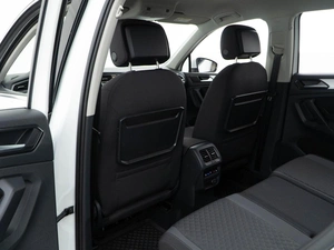 Внедорожник Volkswagen Tiguan 2018 года, 2177077 рублей, Москва