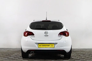 Хетчбэк Opel Astra 2011 года, 619000 рублей, Сургут