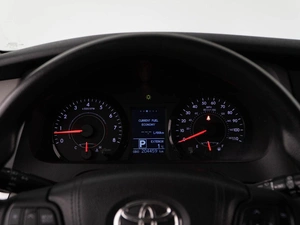 Минивэн Toyota Sienna 2016 года, 2548077 рублей, Москва