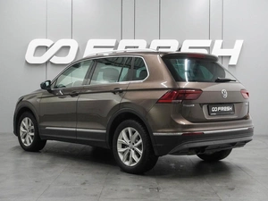 Внедорожник Volkswagen Tiguan 2017 года, 2574000 рублей, Воронеж