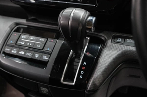 Минивэн Honda Stepwgn Spada 2016 года, 1799000 рублей, Новокузнецк