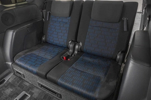 Минивэн Toyota Isis 2013 года, 1279000 рублей, Барнаул