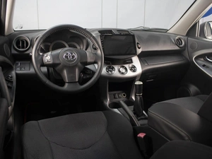 Внедорожник Toyota RAV4 2006 года, 1130000 рублей, Омск