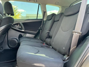 Внедорожник Toyota RAV4 2010 года, 1399000 рублей, Ижевск