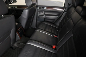 Внедорожник Volkswagen Touareg 2010 года, 1379000 рублей, Пермь