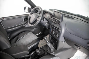 Внедорожник ВАЗ (LADA) Niva Travel 2024 года, 1549000 рублей, Пермь