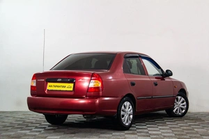 Седан Hyundai Accent 2005 года, 419000 рублей, Сургут