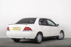 Седан Mitsubishi Lancer 2004 года, 349000 рублей, Томск