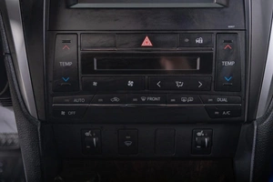 Седан Toyota Camry 2018 года, 1899000 рублей, Томск