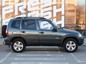 Внедорожник Chevrolet Niva 2012 года, 469800 рублей, Волгоград