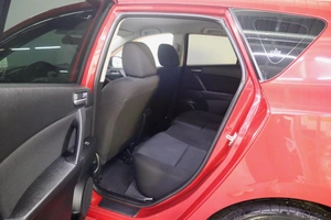 Хэтчбек Mazda 3 2010 года, 930000 рублей, Брянск