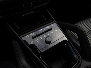 Внедорожник Porsche Cayenne 2024 года, 16750000 рублей, Краснодар