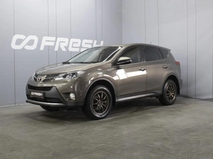 Внедорожник Toyota RAV4 2015 года, 2040000 рублей, Омск