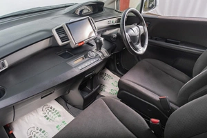 Минивэн Honda Freed 2012 года, 1099000 рублей, Томск