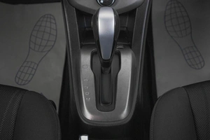 Седан Chevrolet Aveo 2013 года, 919000 рублей, Кемерово