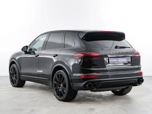 Внедорожник Porsche Cayenne 2016 года, 3897434 рублей, Москва