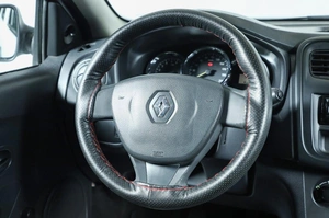 Хетчбэк Renault Sandero 2016 года, 769000 рублей, Новосибирск