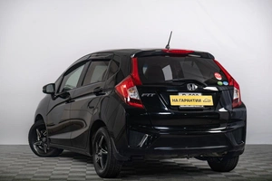 Хетчбэк Honda Fit 2013 года, 1169000 рублей, Томск